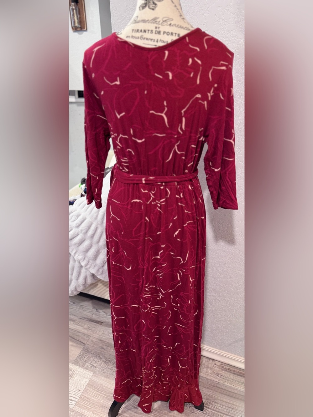 Isabel Maternity Ingrid & Isabel Faux Wrap Maxi Dress Burgundy White Medium NWOT - Picture 5 of 7